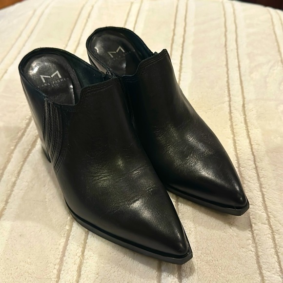 Marc Fisher LTD. Women's Gabbi Block Heel Mules. Black leatherr size 8.5 - Picture 2 of 9